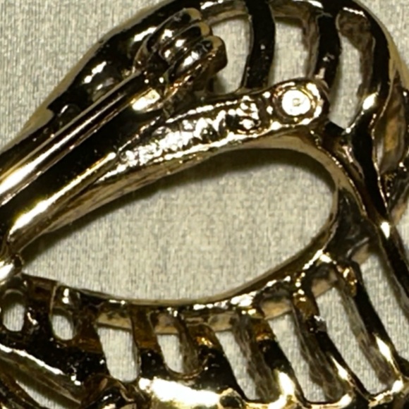 Goldtone NWOT brooch bundle - Picture 5 of 6